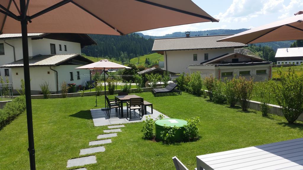 Apartment Haus Van Der Leij Russbach am Pass Gschuett Luaran gambar